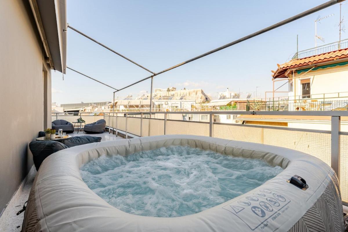 Lovely Apt W/Heated Jacuzzi &Full Acropolis View Афіни Екстер'єр фото